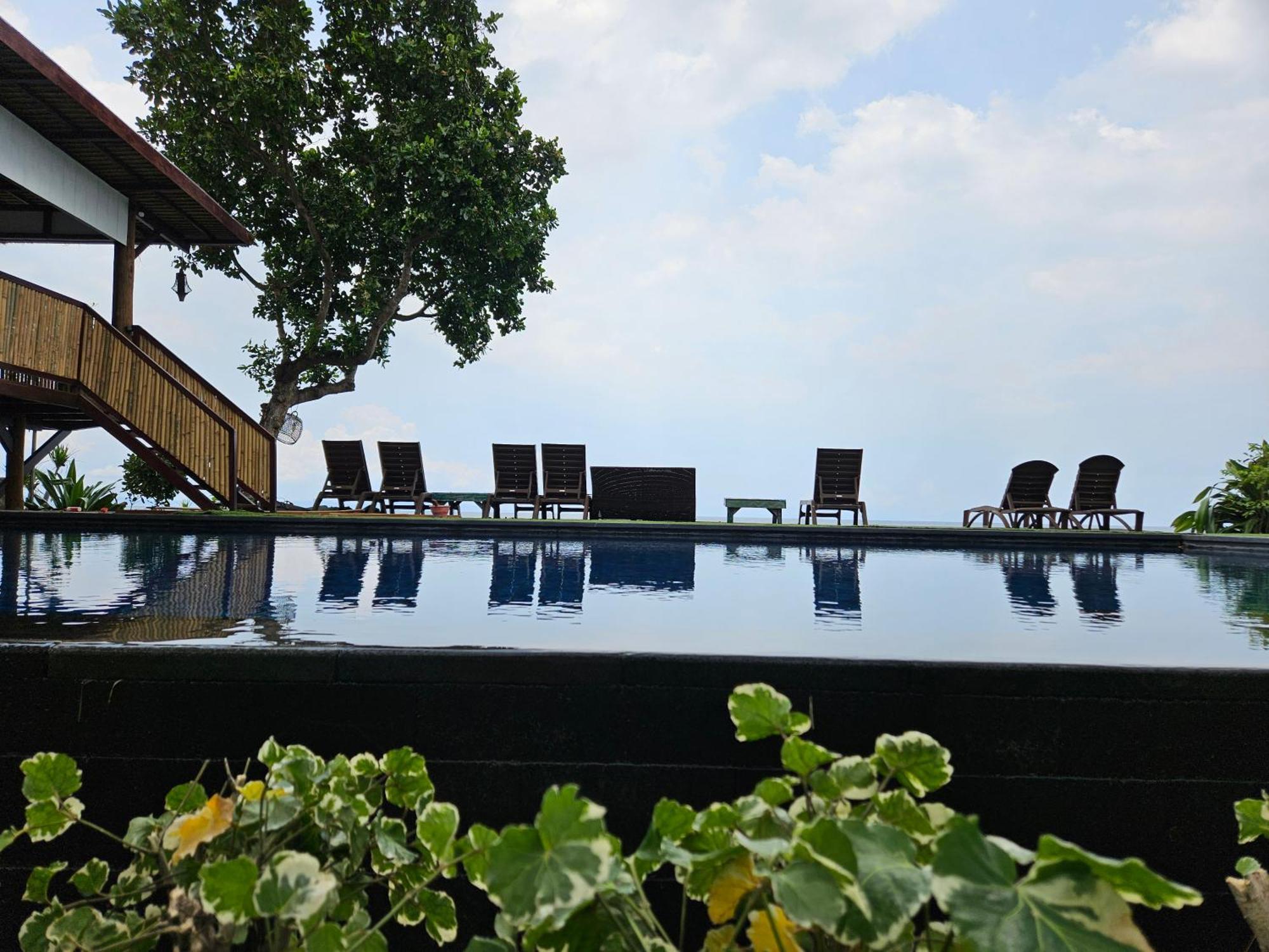 Hotel Sunsethouse Lombok Mangsit Exteriér fotografie