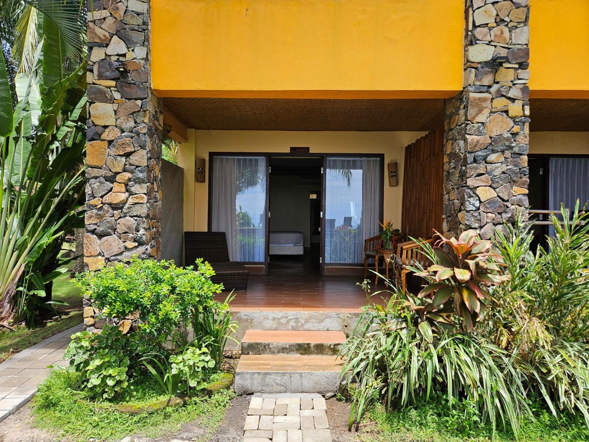 Hotel Sunsethouse Lombok Mangsit Exteriér fotografie