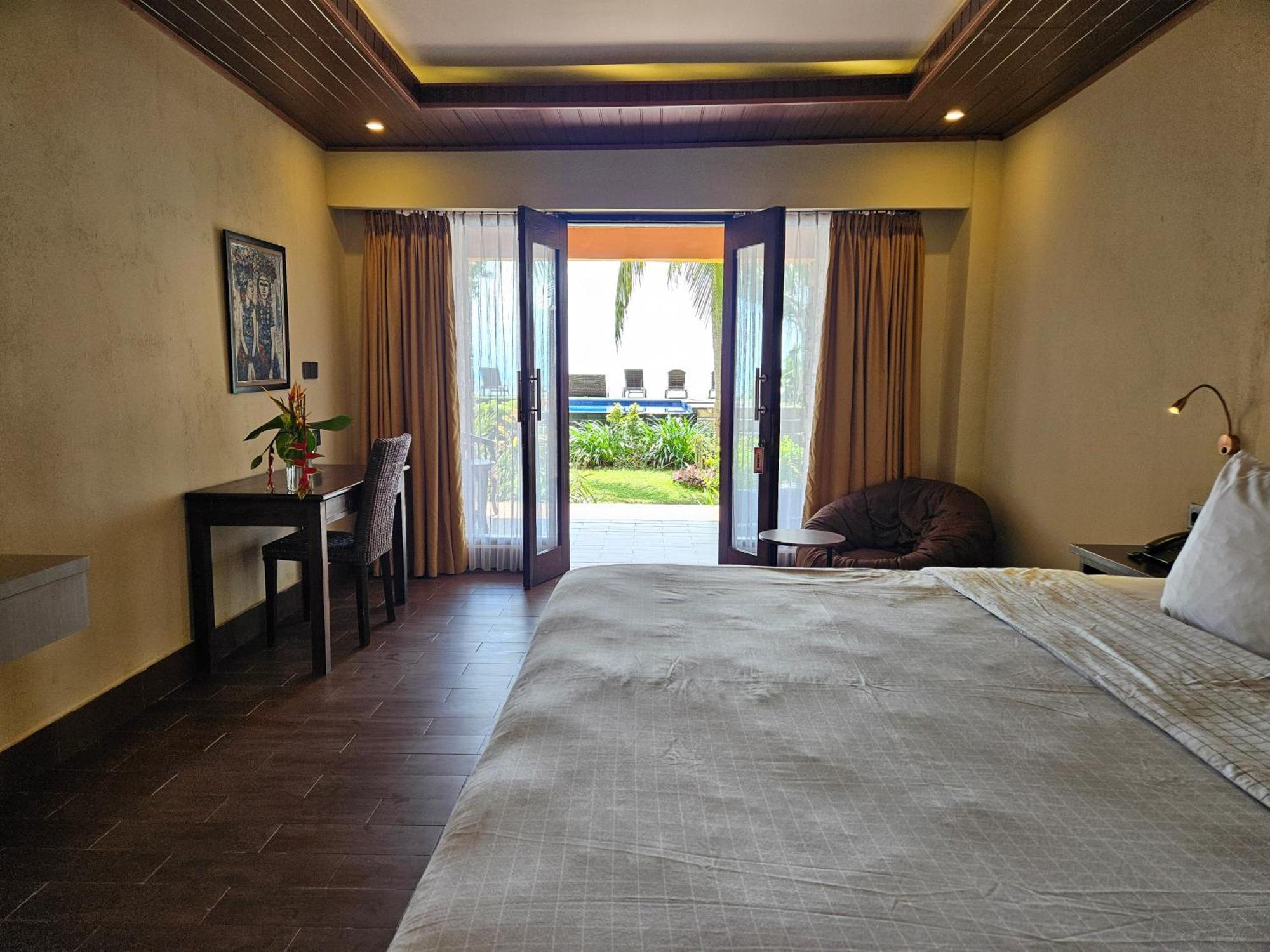 Hotel Sunsethouse Lombok Mangsit Exteriér fotografie