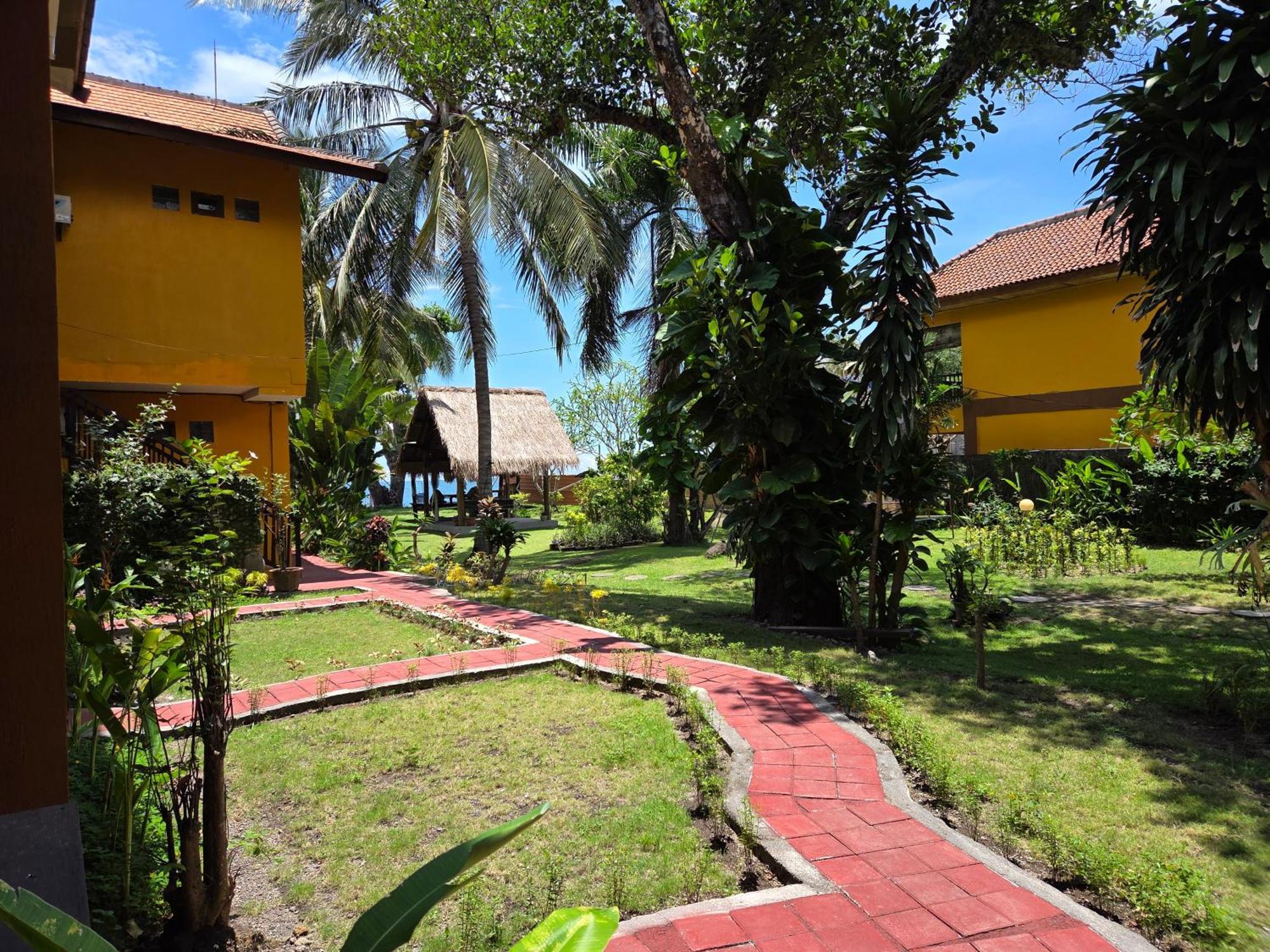 Hotel Sunsethouse Lombok Mangsit Exteriér fotografie